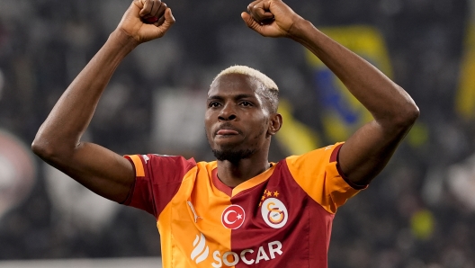 Strategi Cerdik Napoli Bikin Galatasaray Rugi 1,3 Triliun